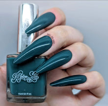 Load image into Gallery viewer, Queen Cleopatra